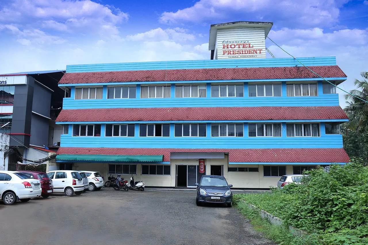 Hotel President Angamali 0*,